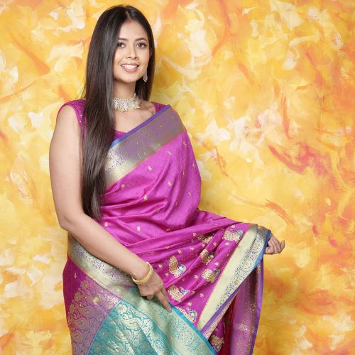 How to Wear a Saree at a Party